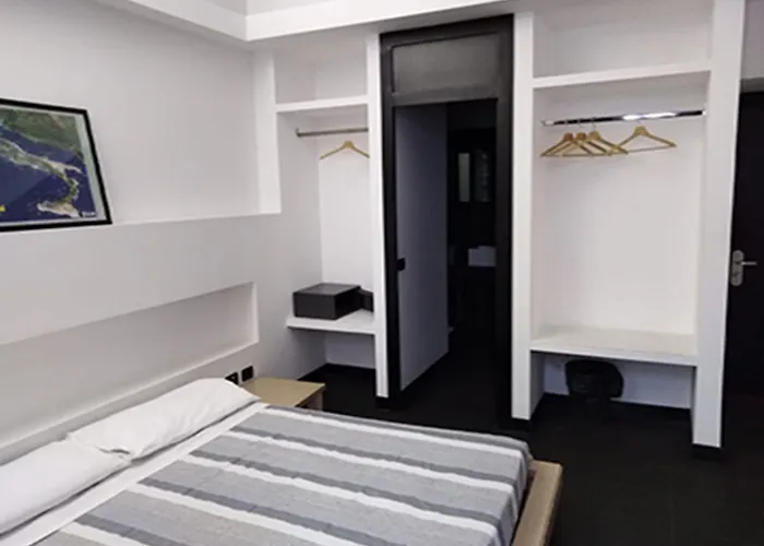 M&j Place Ostello Roma