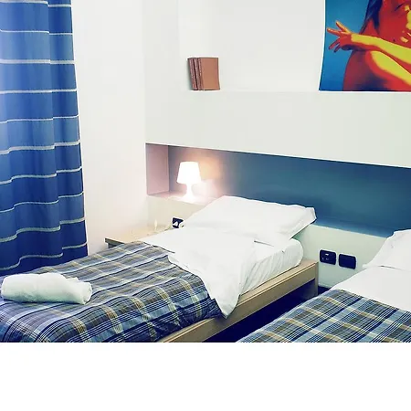 Hostel M&j Place
