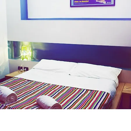 M&j Place Hostel Řím