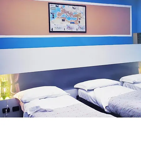 Hostel M&j Place *