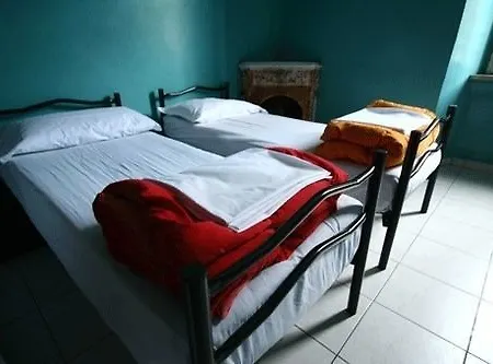 Hostel M&j Place