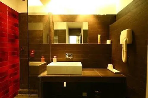 Vandrarhem M&j Place